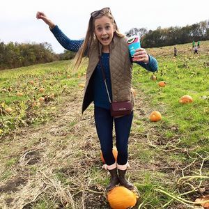 Meet your Posher, Megan